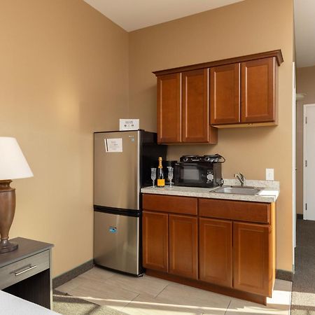 Brinton Suites Уэст-Честер Экстерьер фото