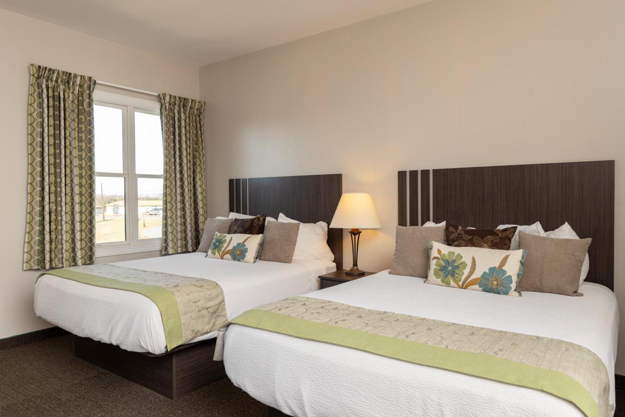 Brinton Suites Уэст-Честер Экстерьер фото