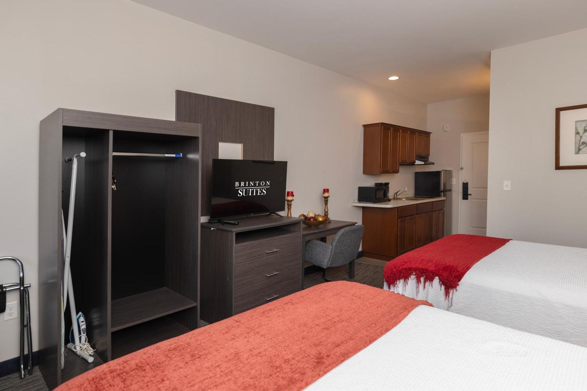Brinton Suites Уэст-Честер Экстерьер фото
